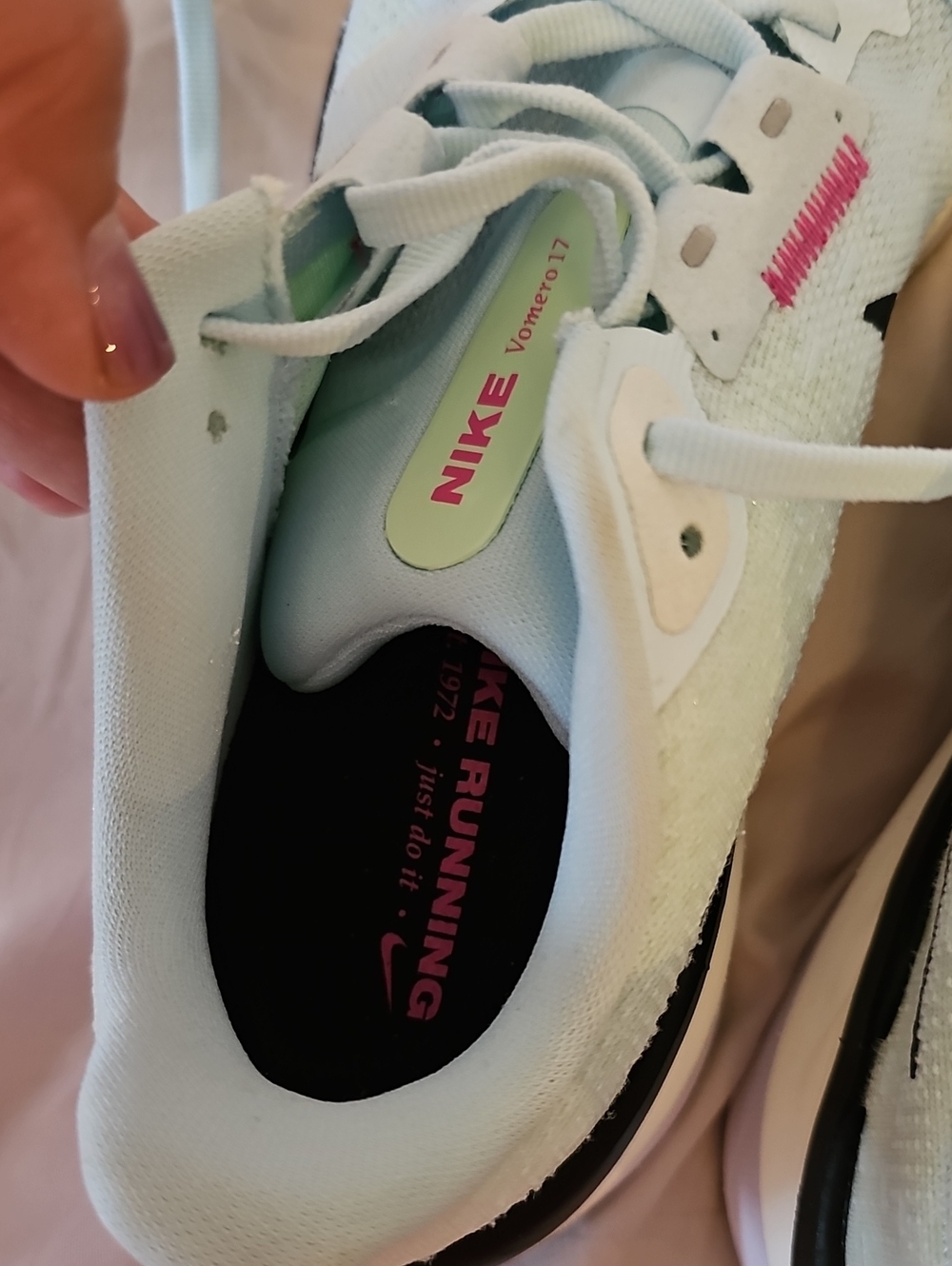 Nike Zoom Vomero 17 Women Sneakers - Glacier Blue/barely Green/vapor Green - Picture 6 of 7